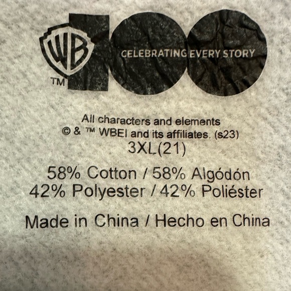 Warner Bros. Bugs Bunny & Friends Celebrating Every Story Fleece Sweatshirt. 3XL - Picture 5 of 14